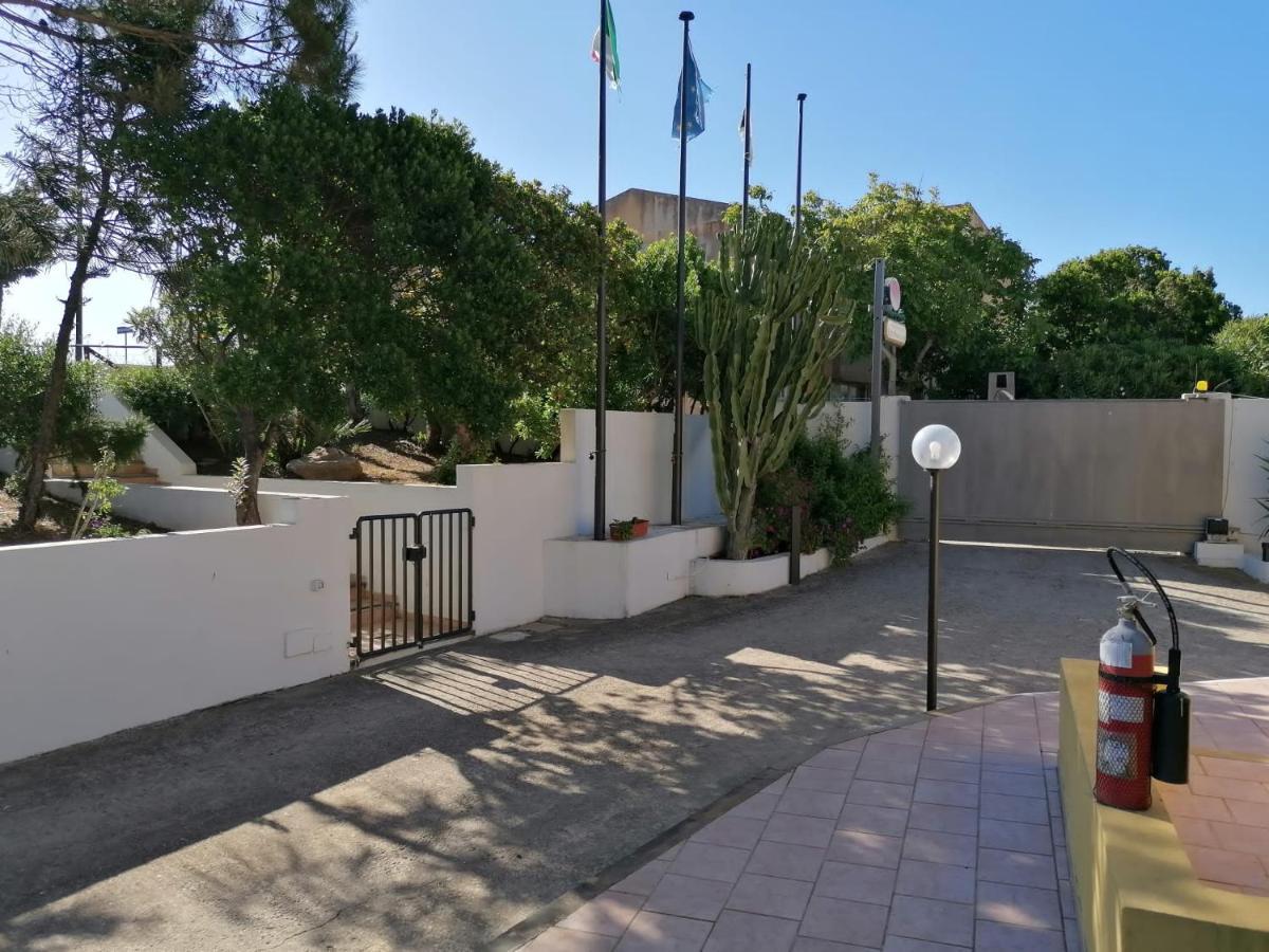 Le Palme Holidays Palmadula Exterior foto